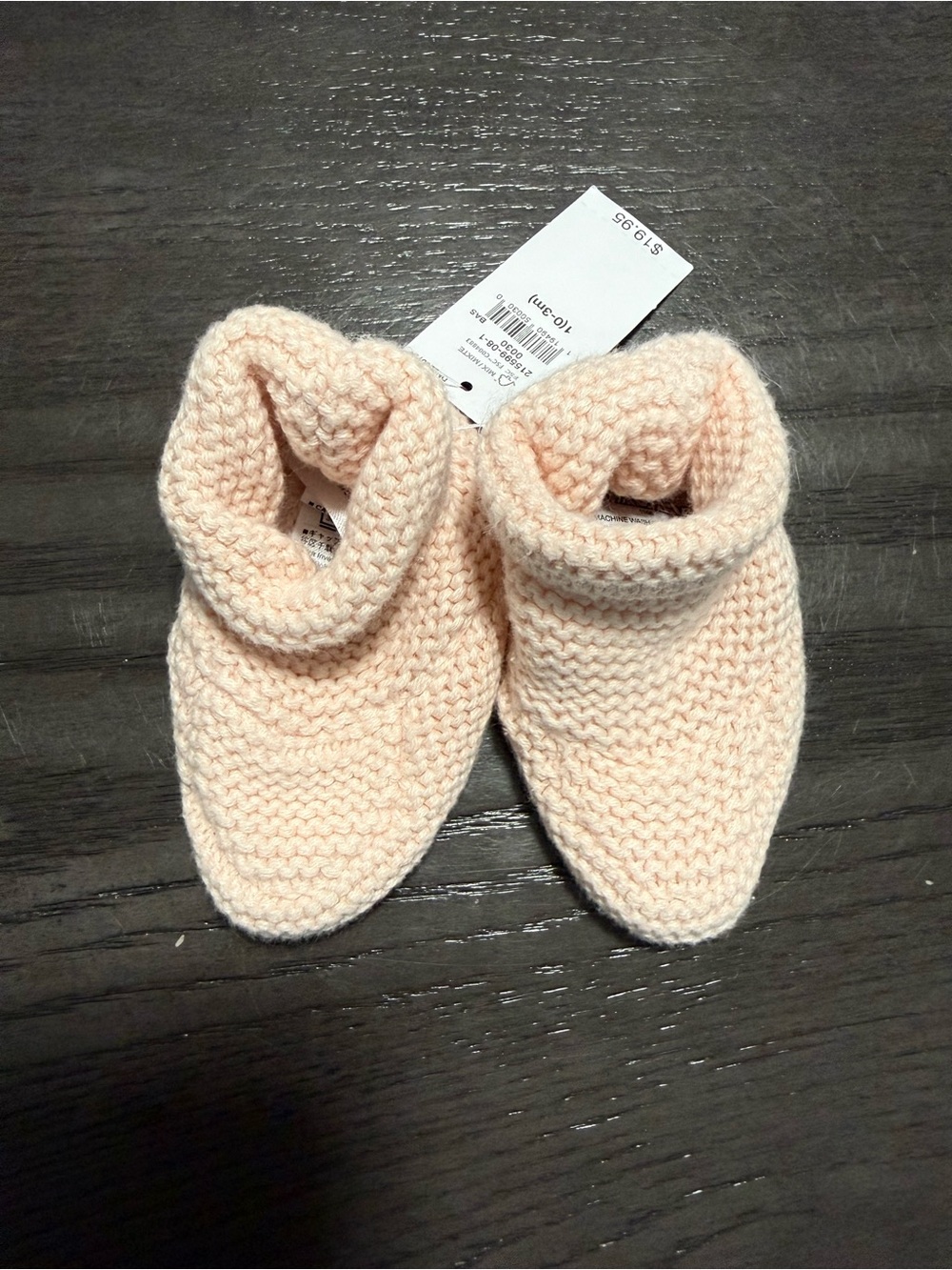 GAP Soft Garter Stitch Knit Baby
Brannan Booties - Pink - Sz O-3
Month - Picture 2 of 4